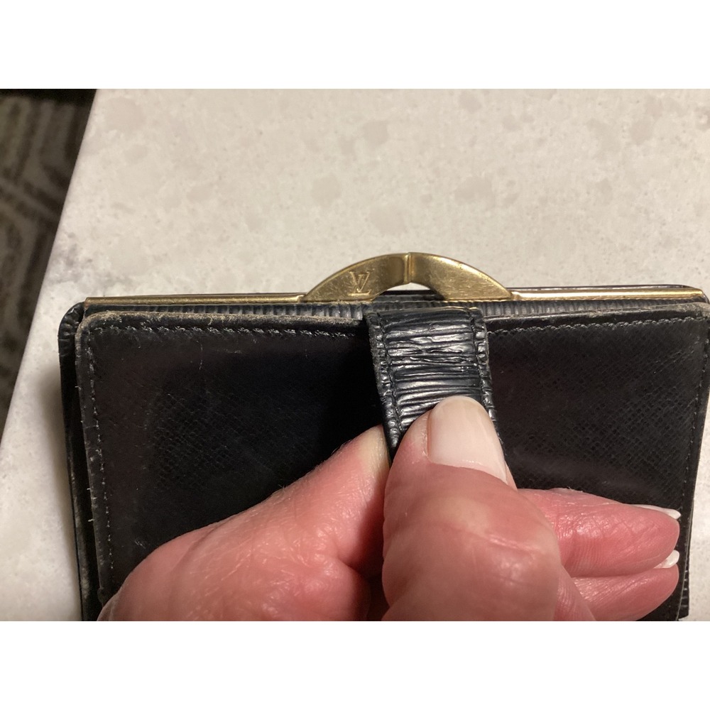 Louis Vuitton Epi Leather Bifold Wallet Coin Purse Black - Picture 8 of 16